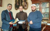 Библиотека Львовского национального университета пополнилась подаренными мусульманами книгами