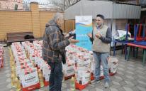 Конгресс мусульман Украины раздает продуктовые наборы по случаю начала Рамадана