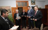 ممثل الرئيس الأوكراني يزور مكتب ومراكز اتحاد "الرائد" في القرم