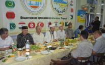 الرائد يجمع مسلمي الدونباس شرق أوكرانيا حول مائدة إفطار رمضاني