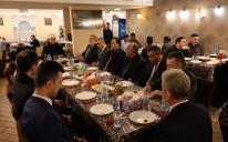 Урочистий іфтар в ІКЦ Києва зібрав дипломатів, громадських діячів, науковців і представників влади
