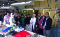 Волонтеры общественной организации "Аль-Масар" уже третий раз посещают цех для незрячих