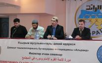 120 кримських проповідників обговорювали роль імама у відродженні суспільства