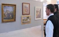 للمرة الأولى .. الرائد يقيم معرضا فنيا مفتوحا للوحات الزيتية الإسلامية في إقليم شبه جزيرة القرم