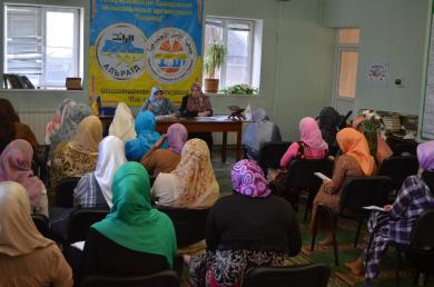 Self-improvement through self-education and in-depth understanding of personal motives: training seminar for female activists from “Alraid”