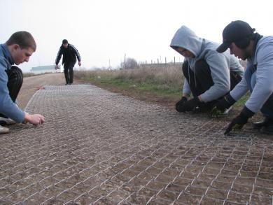 A Cemetery Volunteer Clean-Up Held By “Emel” Activists