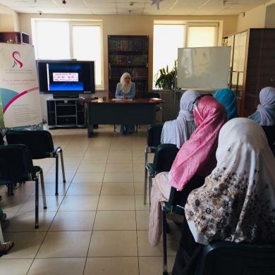 Ask a Sheikha: Member of RAMU “Umma”Shariah Counsil Held a Seminar for Kharkkiv Muslimahs