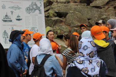 Blueberries on the Dovbush Paths: Eventful Programme of “Druzhba” Camp Continues