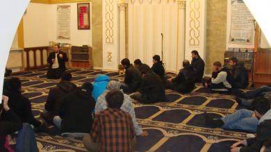 Маулид-ан-Наби в Луганске и Стаханове: религиозные лекции пользуются популярностью у молодежи