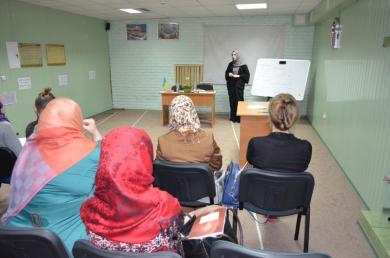 Підтримка словом, справою і порадою: семінардля жінок у Сумах
