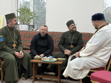 ІКЦ «Аль-Масар» передав 130 подарункових наборів для дітей загиблих захисників