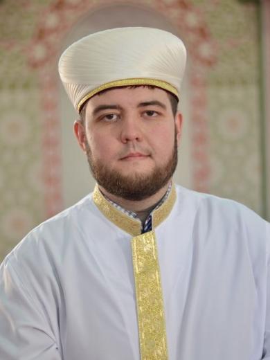الإدارة الدينية لمسلمي أوكرانيا "أمّة" تنتخب فضيلة الشيخ مراد سليمانوف لمنصب المفتي