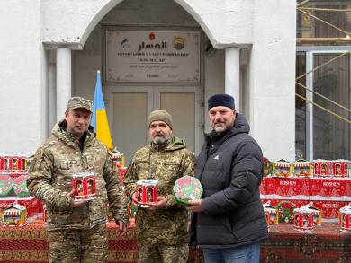  Ісламський культурний центр Одеси передав 120 подарунків дітям загиблих воїнів