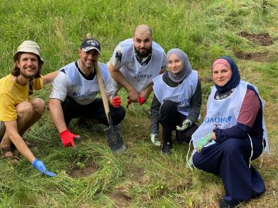 Kyiv ICC Volunteers Laid Out a Public Garden in Zhytomyr Region, and Planning to Plant an Orchid