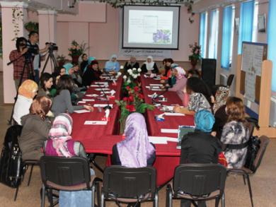 جمعية "نور" تبحث تفعيل العمل النسائي الإسلامي في القرم