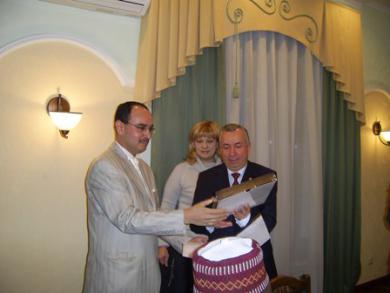Donetsk Mayor Awarded "Al-Amal" Organization for Active Participation of the Development of Ukrainian Society in the Region