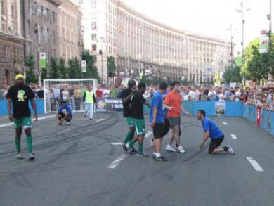 В Киеве прошел футбольный турнир с участием иностранных команд