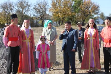 Aksakal (old man) lived up till return of the mosque to his native village Okhotnikovo (Crimea)