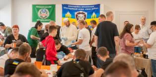 Ісламський культурний центр Дніпра провів добродійну акцію в Superhumans Center