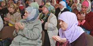 Мусульманки Крыма встретились на женской конференции «Моя вера - мое сокровище»