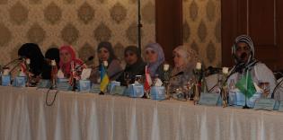 Ukrainian female Muslims discuss the role of women in public activities at the international seminar in Kuwait